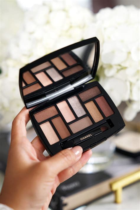 chanel eyeshadow palette 2019|Chanel les beiges warm eyeshadow.